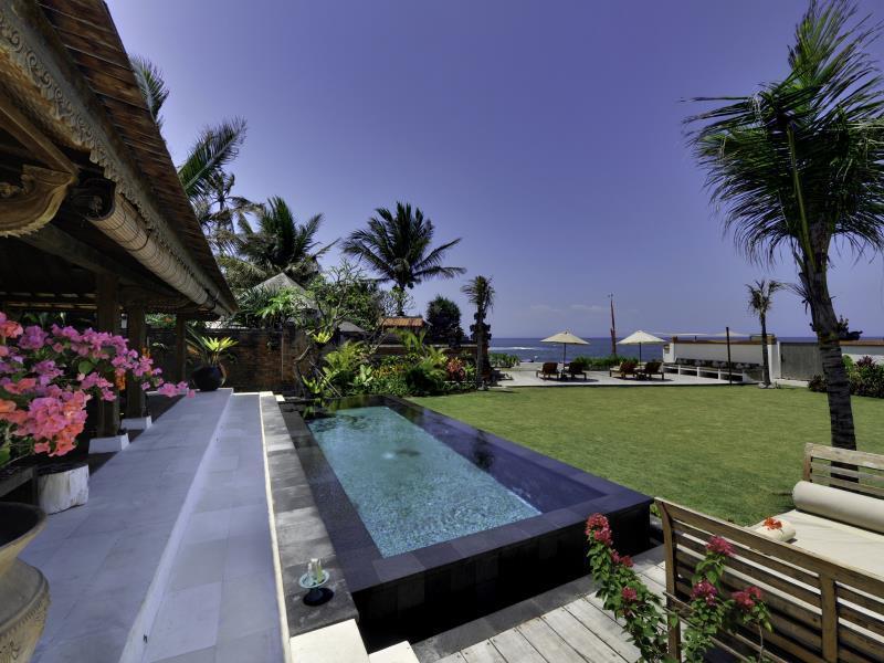 Majapahit Beach Villas-Villa Nataraja - An Elite Haven ケテウェル エクステリア 写真